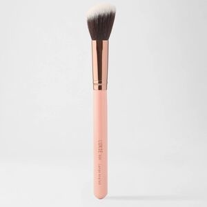 4 for $25 - Luxie 504 brush
